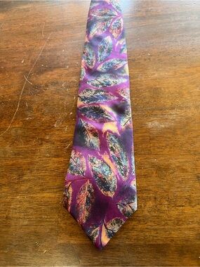 Dior Purple Leaf-Print Silk Tie